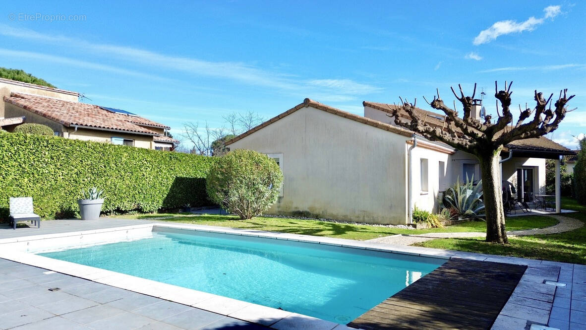 Maison à CORNAS