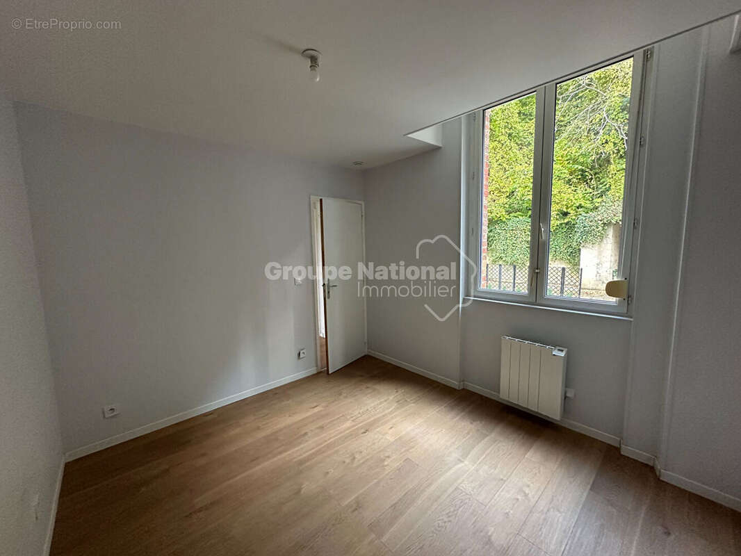 Appartement à PIERREFONDS