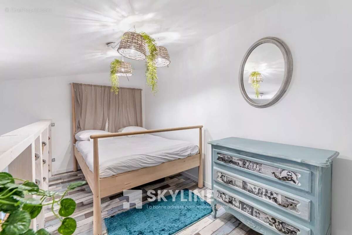 Appartement à MARSEILLE-2E