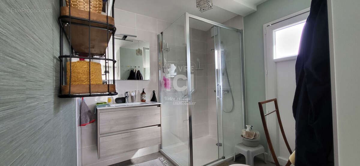 Maison à SAINTE-LUCE-SUR-LOIRE