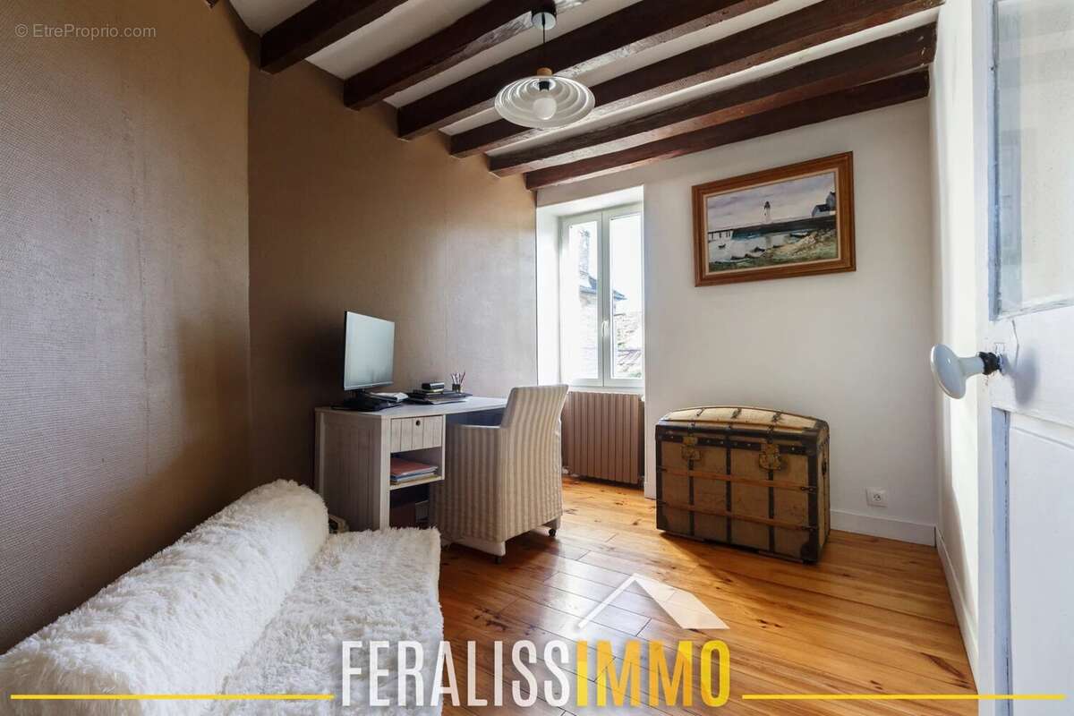 Maison à COURDIMANCHE