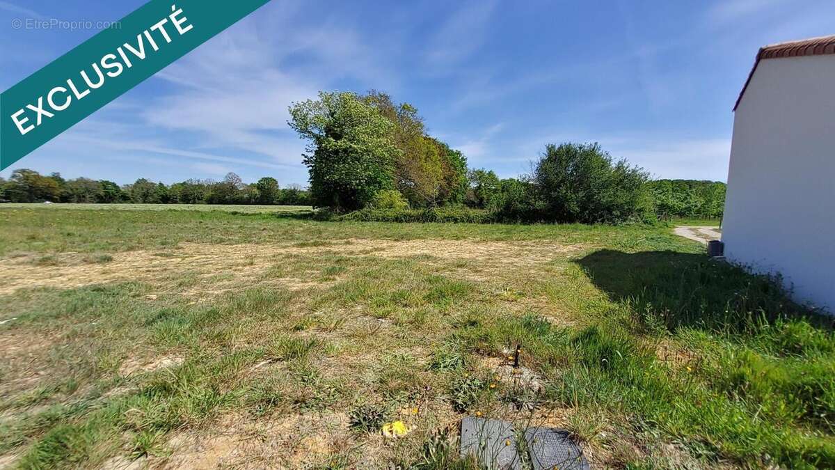 Photo 2 - Terrain à MOUILLERON-LE-CAPTIF