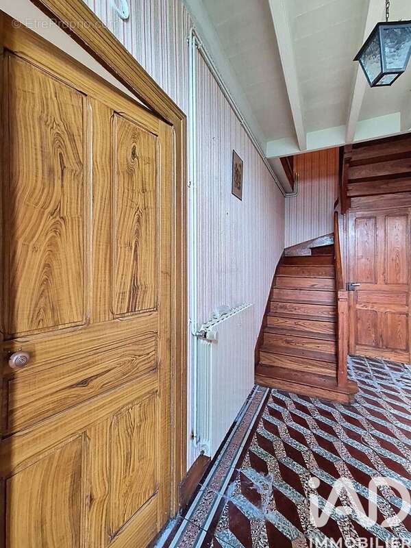 Maison 137 m² à La Greve-Sur-Mignon  - photo 5