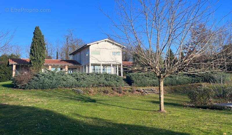 Maison à VILLENEUVE-SUR-LOT