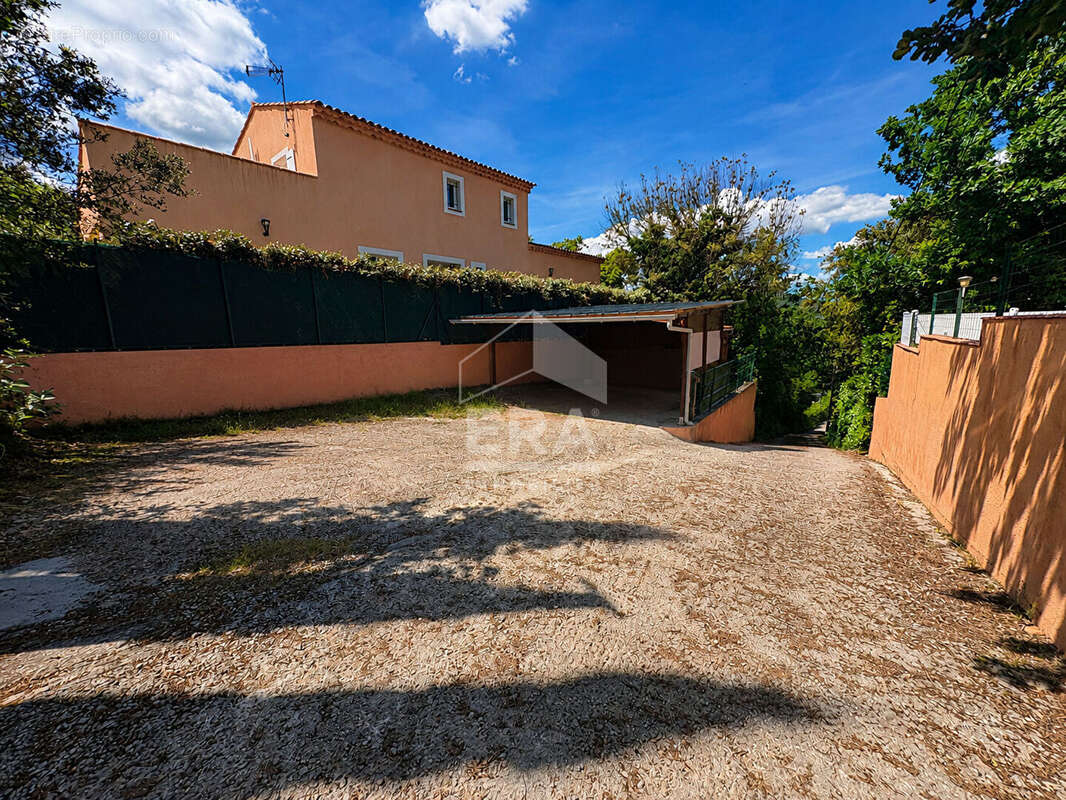 Maison à VIDAUBAN