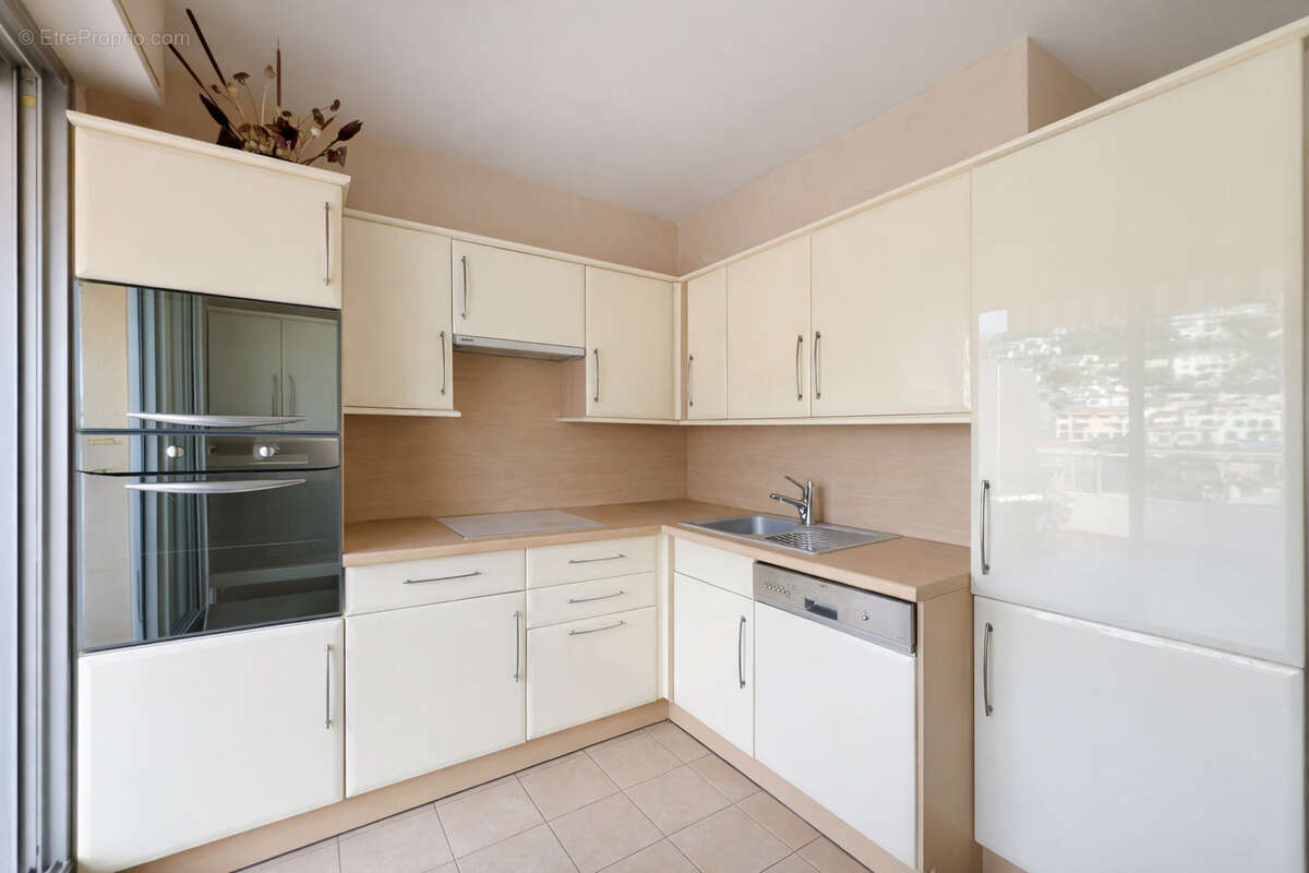 Appartement à ROQUEBRUNE-CAP-MARTIN
