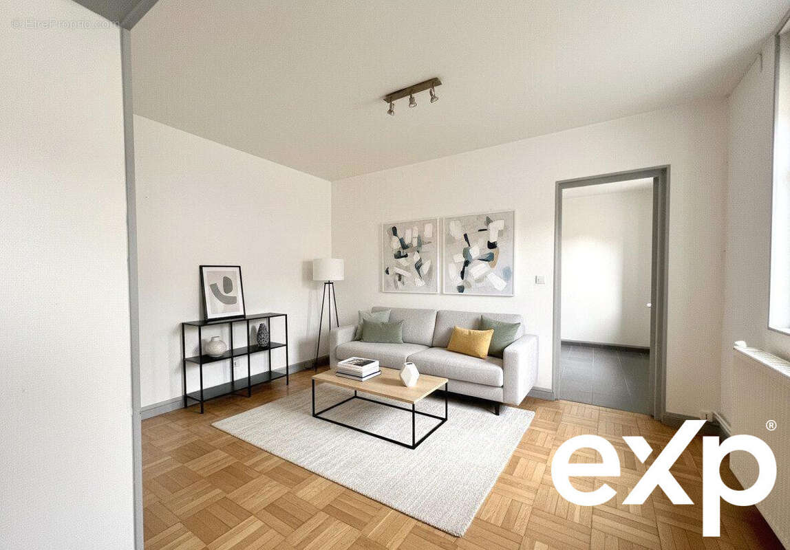 Appartement à SAINT-ETIENNE-DU-ROUVRAY