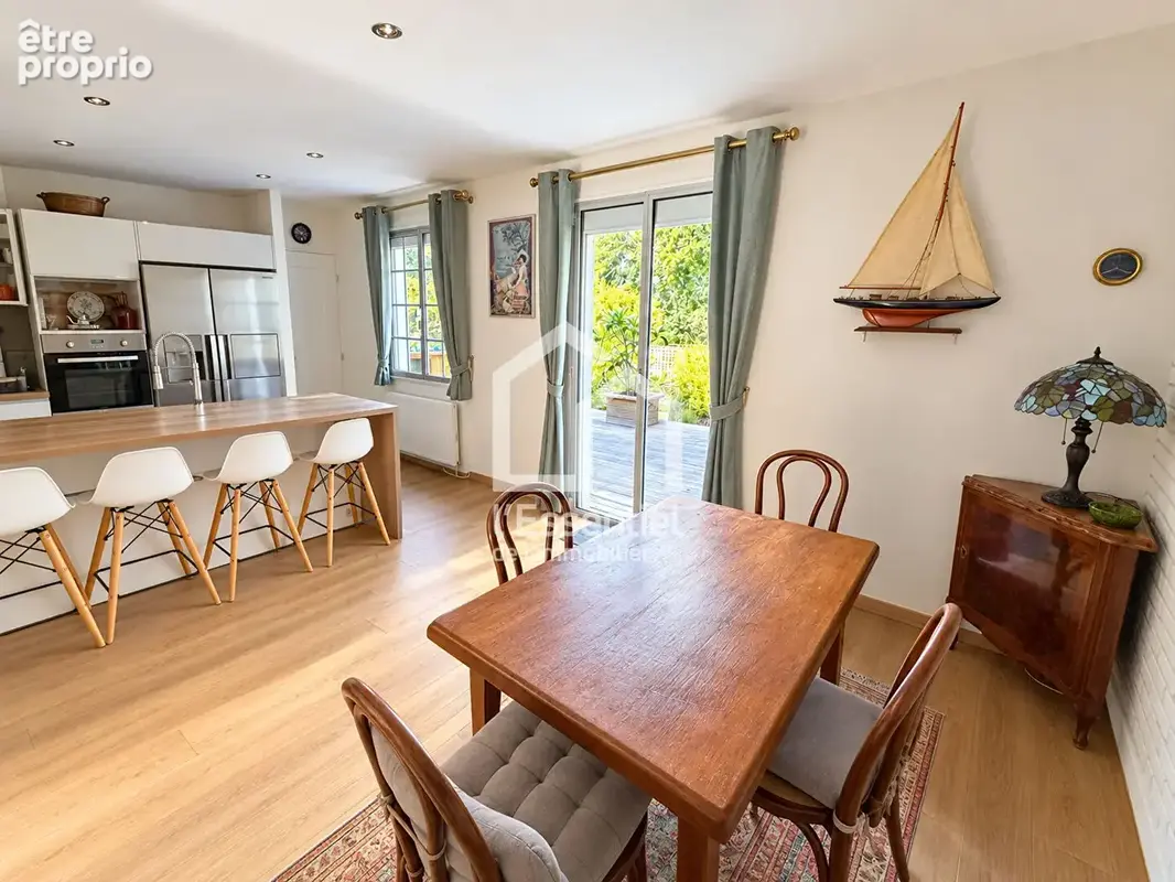 Maison -île Vaux sur Seine - 124 m² au sol - 4 chambres - 612 m² terrain - ponton privatif - photo 6