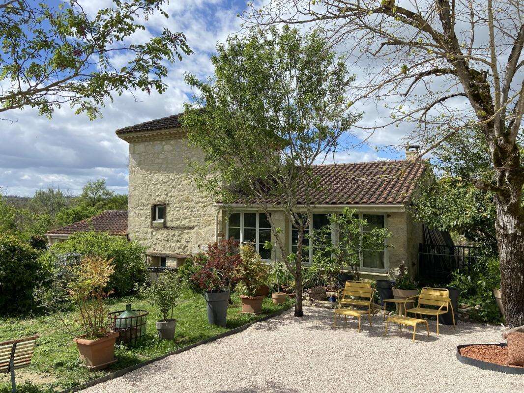 Propriété en pierre avec gîtes, piscine et vue - photo 19