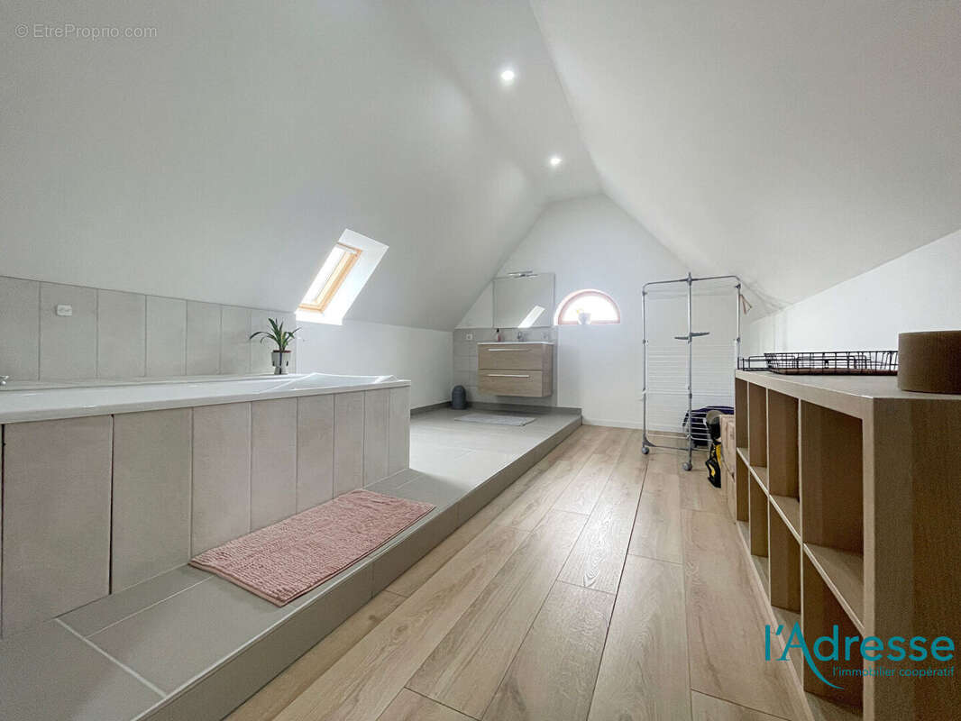Appartement à HUSSEREN-LES-CHATEAUX