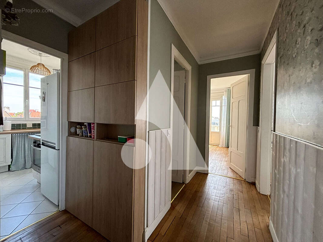 Appartement à ENGHIEN-LES-BAINS