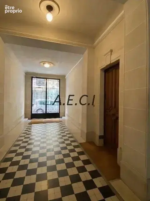 Vente d'un local professionnel / commercial - Paris 17 - photo 8