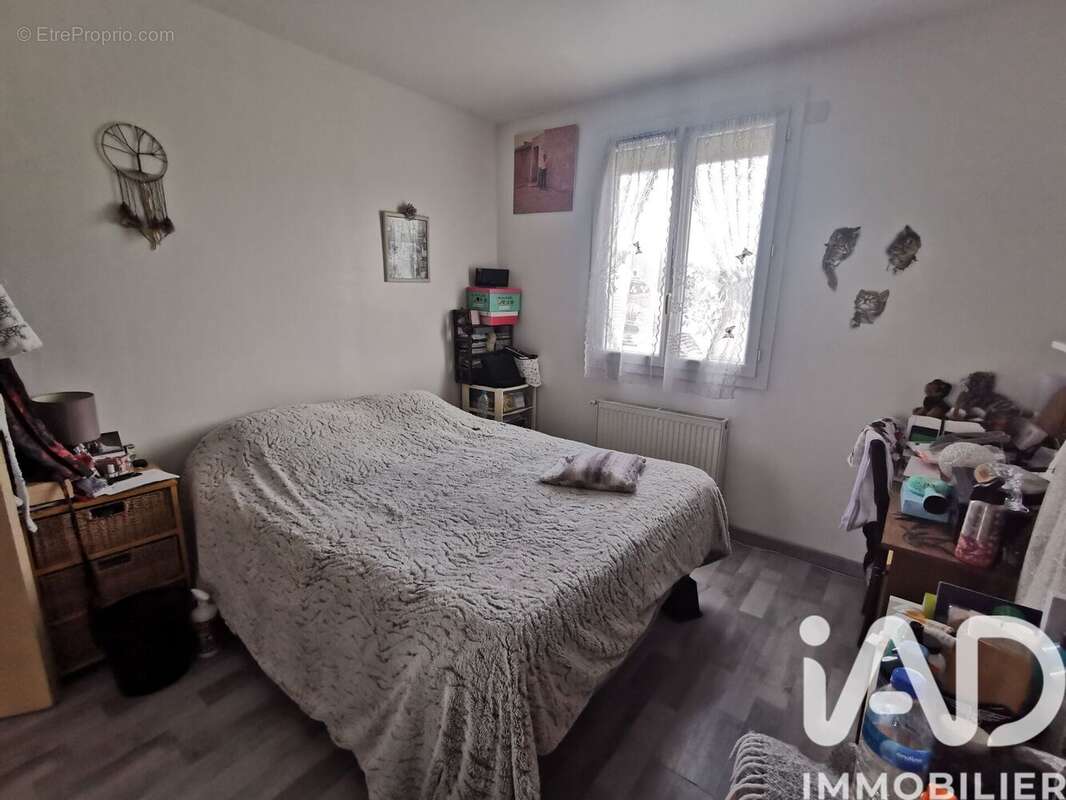 Maison 104 m² à Soignolles-En-Brie  - photo 9