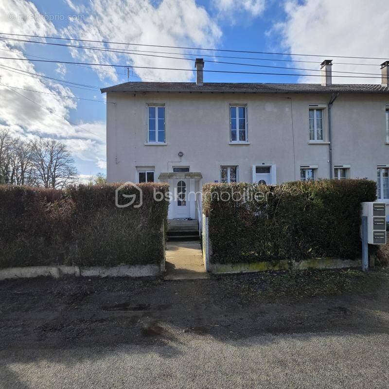 Maison à BOSMOREAU-LES-MINES