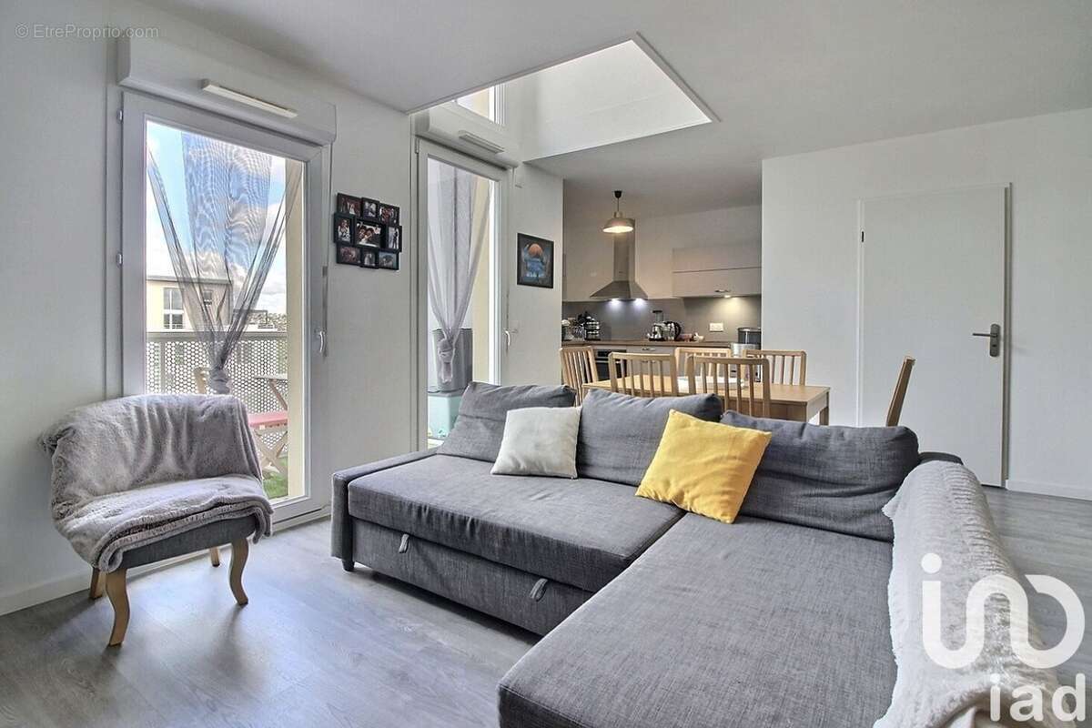 Photo 3 - Appartement à VILLENEUVE-LE-ROI