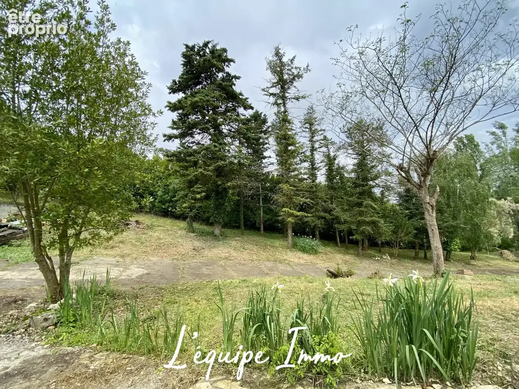 Maison T6 sur 1 hectare de terrain - photo 11