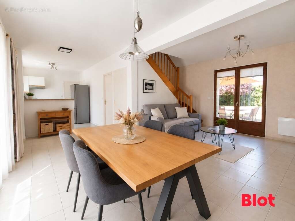 Maison 94 m² à Saint-Jouan-Des-Guerets  - photo 3