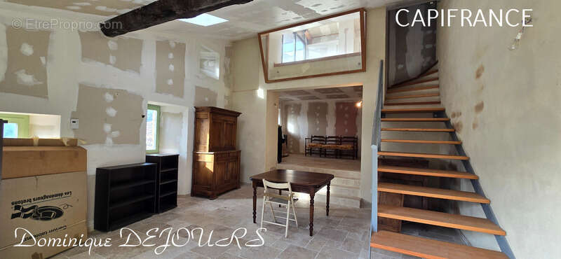 Maison à SAINT-MAURICE-EN-CHALENCON