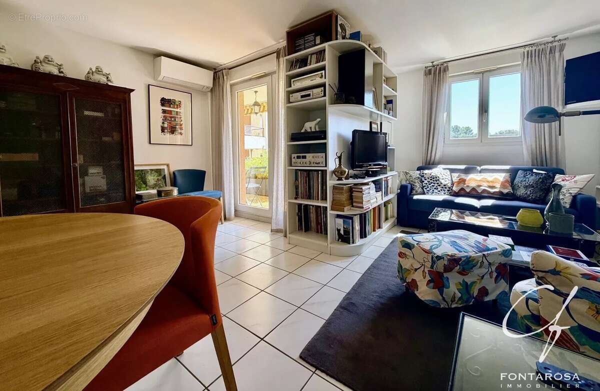 Saint-Raphaël – Valescure : agréable 3 pièces traversant avec loggia, garage et piscine - photo 3