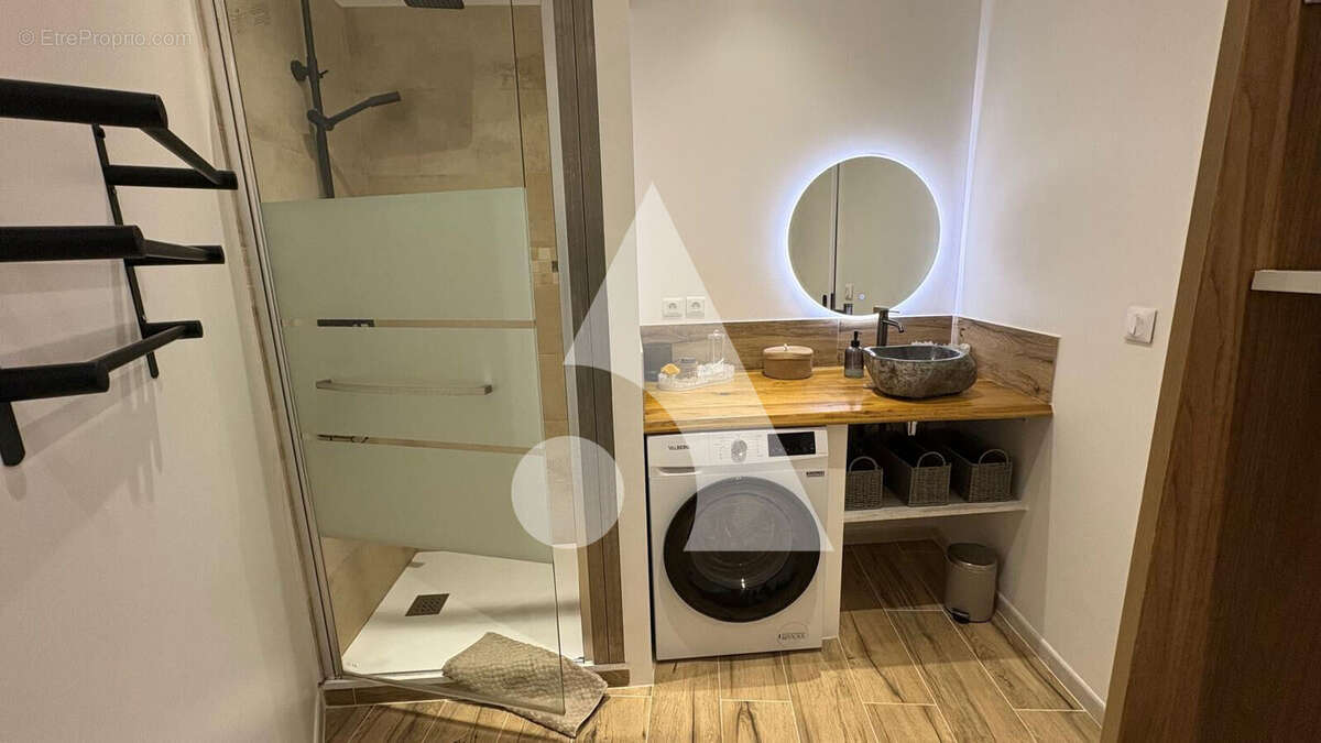 Appartement à L'ISLE-SUR-LA-SORGUE