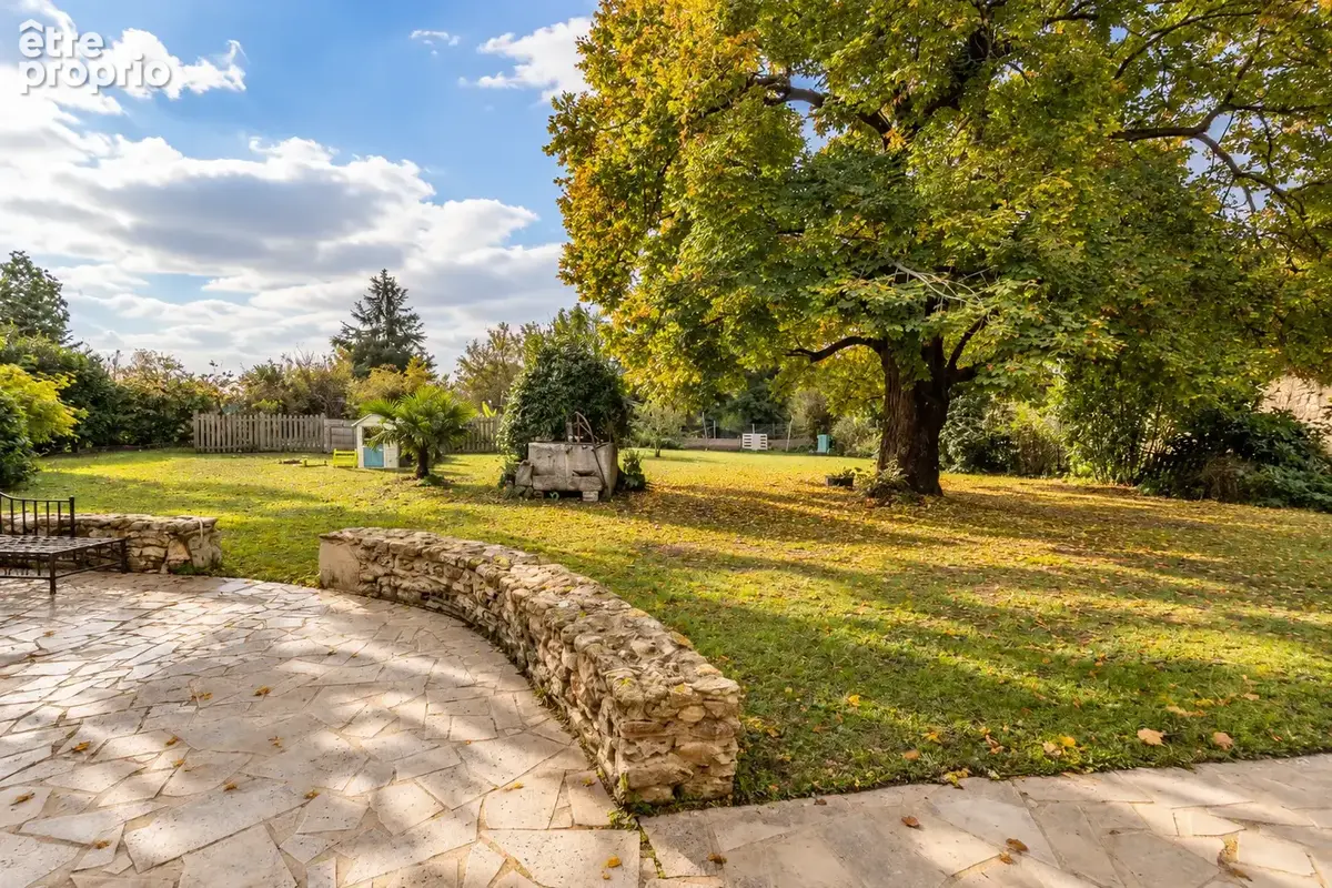 Maison charentaise rénovée 123 m2, avec jardin et dépendances - photo 12
