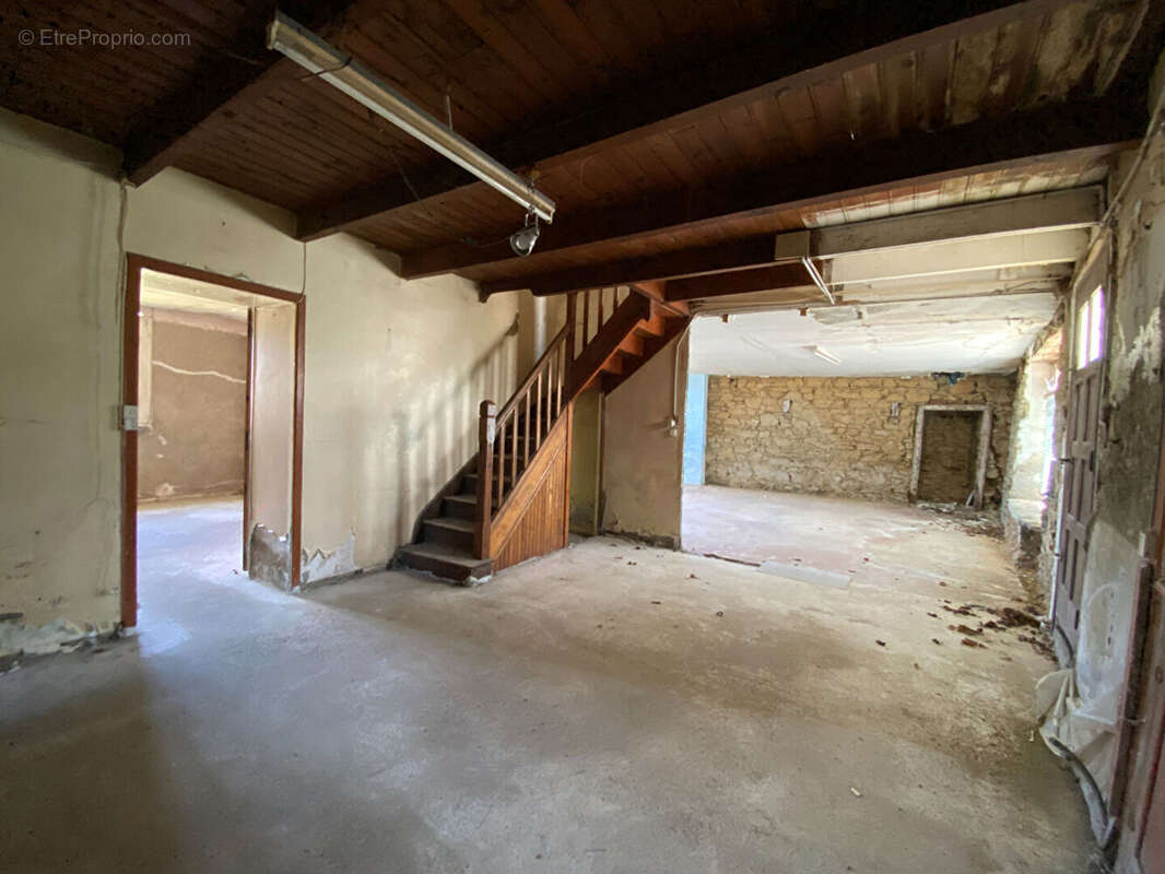 Maison PloËzal 5 pièce(s) 200 m2 - photo 6