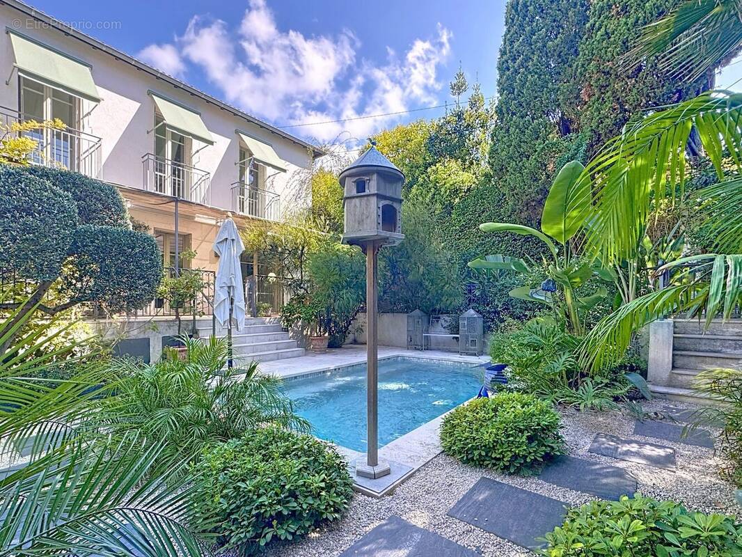Maison 230 m² à Cannes  - photo 2