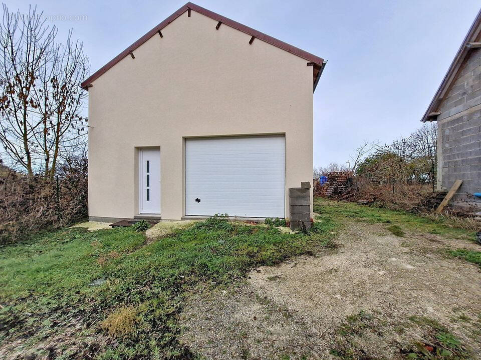 Maison à MAGNY-EN-VEXIN