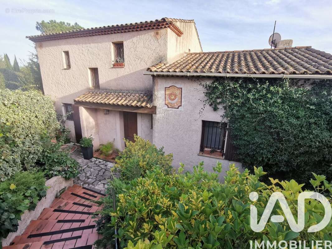 Photo 4 - Maison à GASSIN