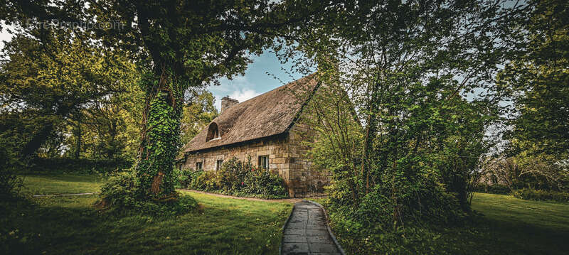 Maison à LOGONNA-DAOULAS