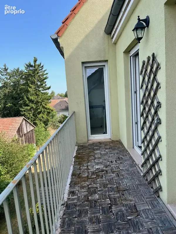 EXCLUSIF ! Lumineux 3 pièces avec balcon, garage et cave - photo 3