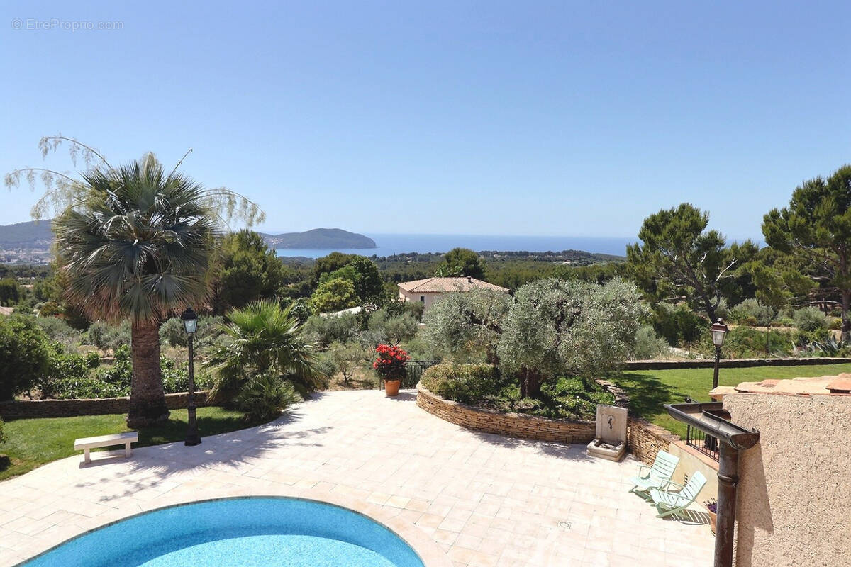 Maison à LA CADIERE-D'AZUR