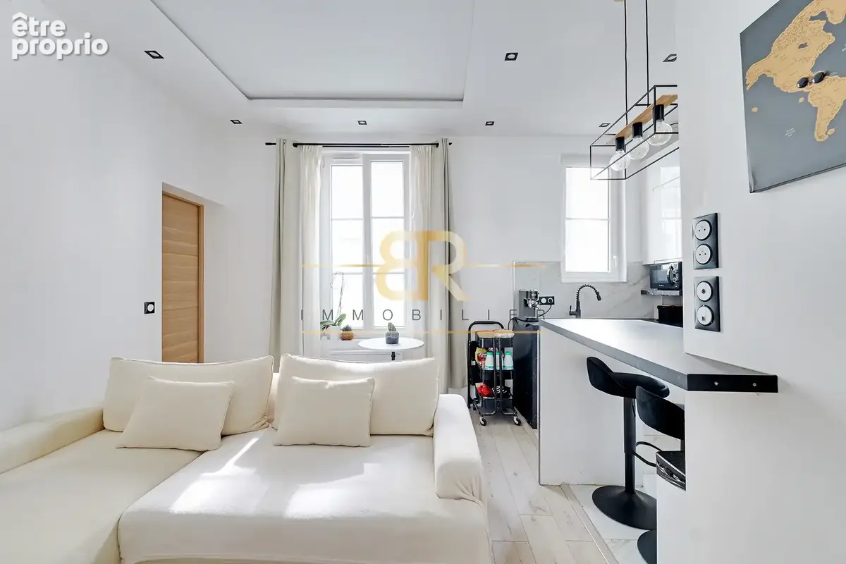 T3 rénové de 42 m2   calme   belle hauteur sous plafond   proche commerces et transports - photo 2