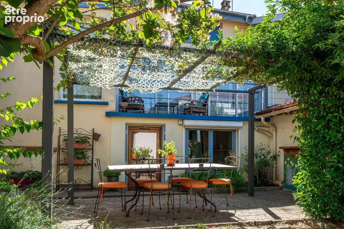 Maison à vendre 6 pièces VILLEFRANCHE SUR SAONE (69) - photo 3