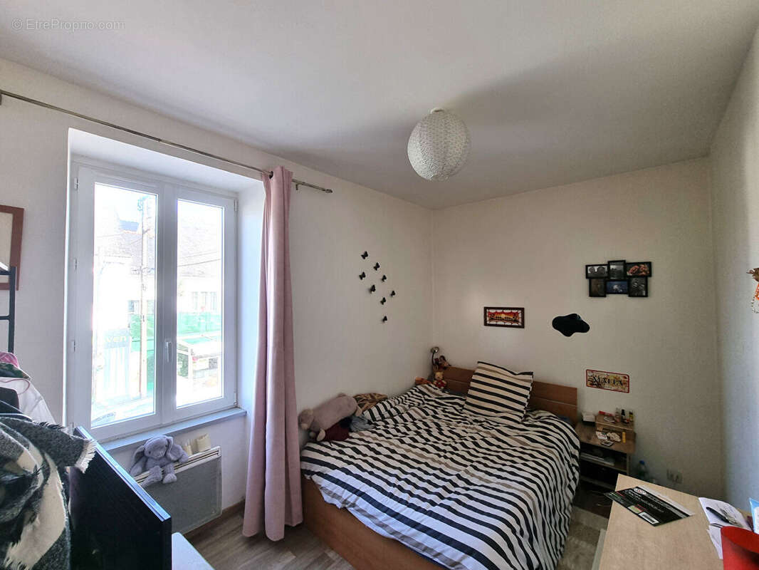 Appartement à QUIMPERLE
