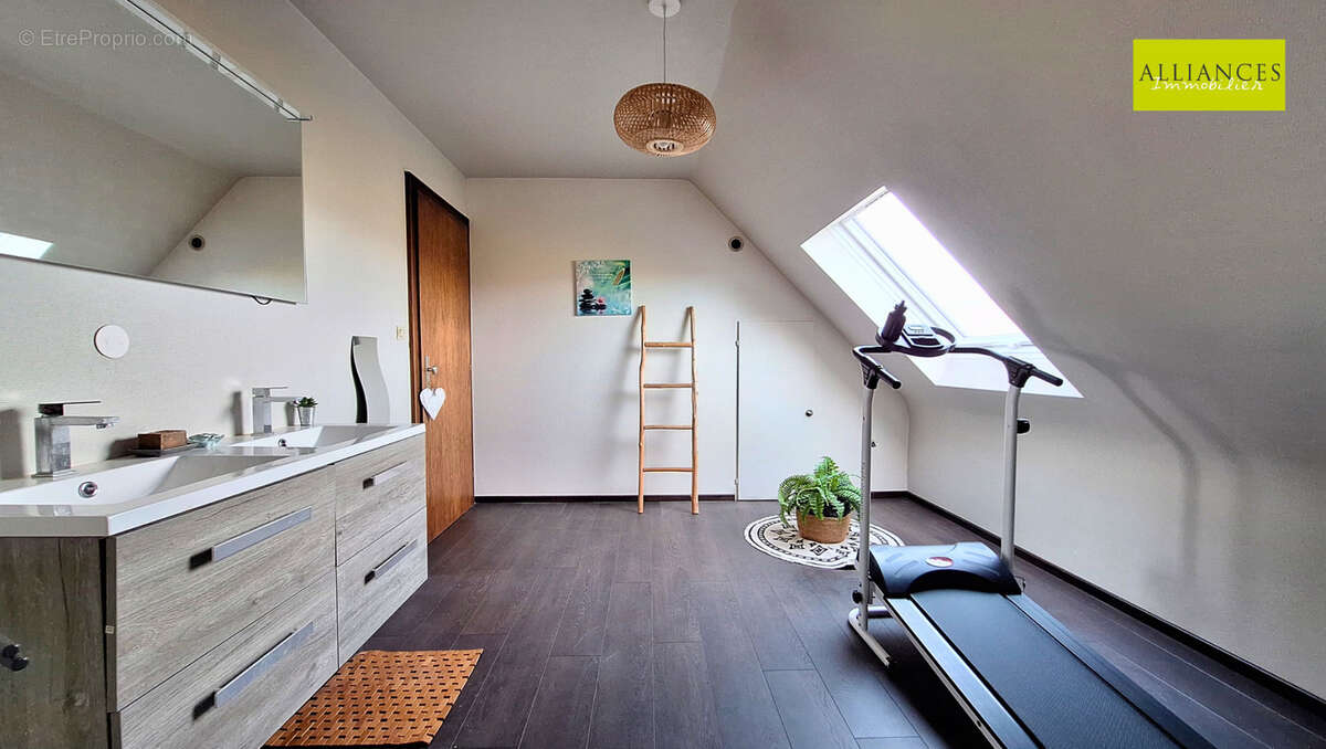 Maison à DANNEMARIE