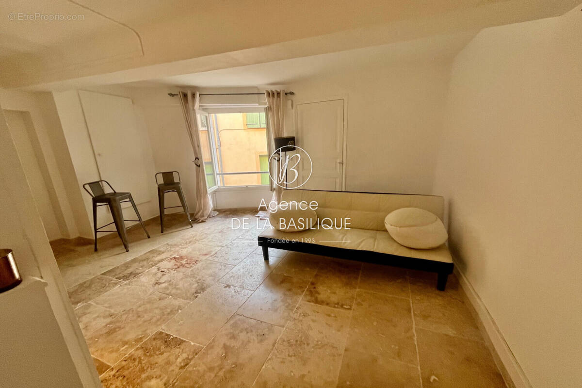 Maison à SAINT-MAXIMIN-LA-SAINTE-BAUME