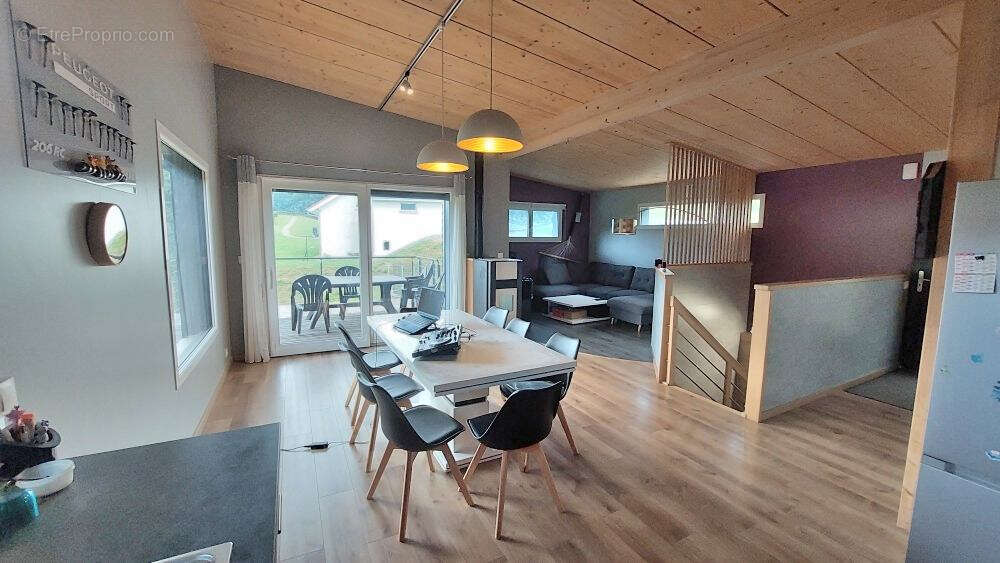 Maison de 2014 à Saint Hippolyte 7 pièces 122 m2 - terrain 938m2 - photo 2
