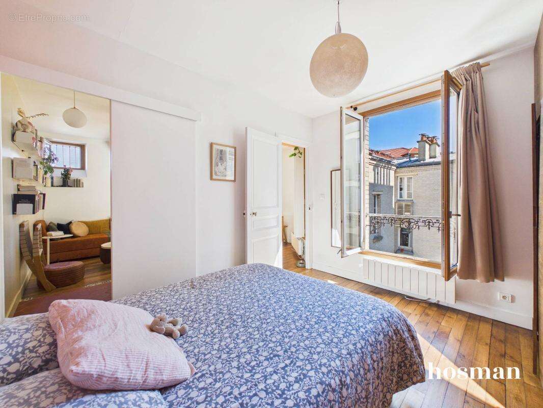 Appartement à PARIS-20E