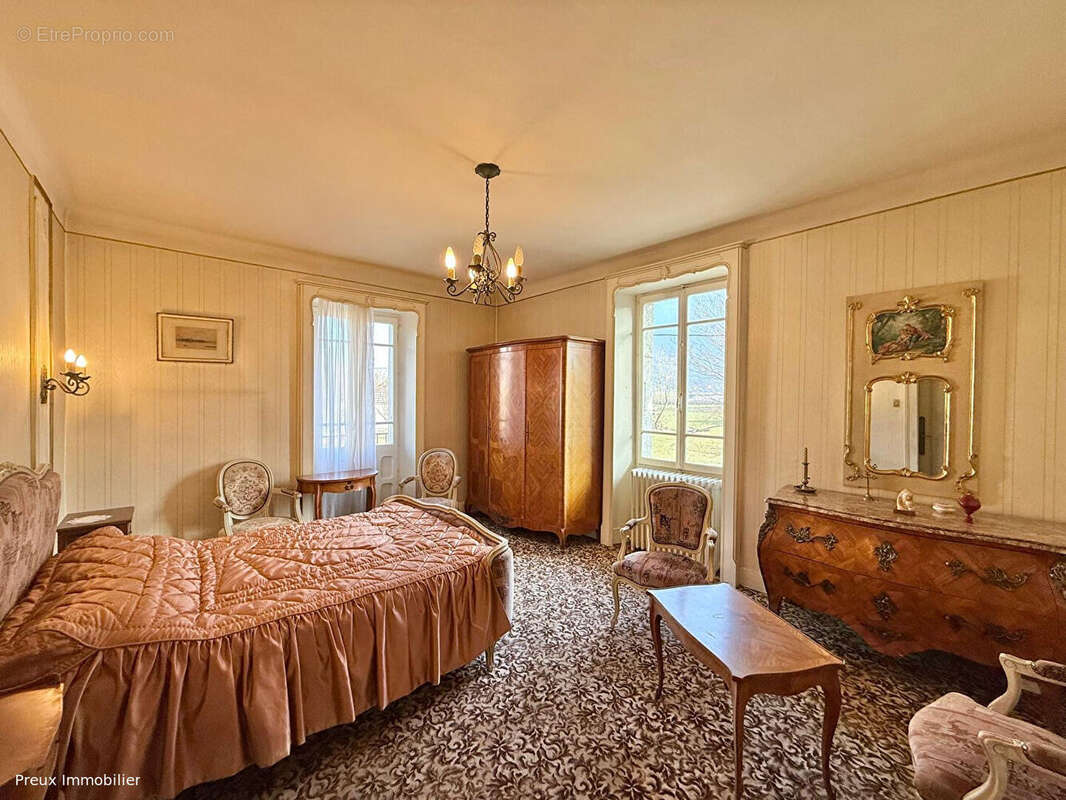 Maison à BONNEVILLE