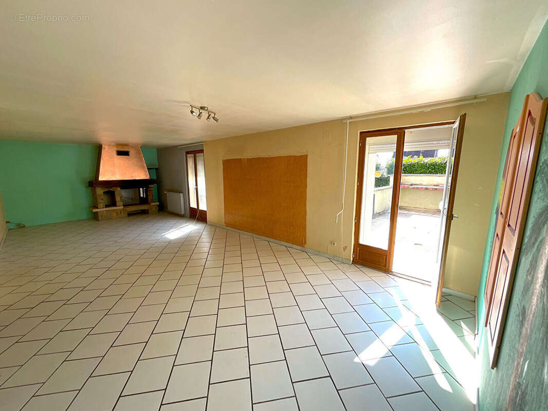 Maison à BETAUCOURT