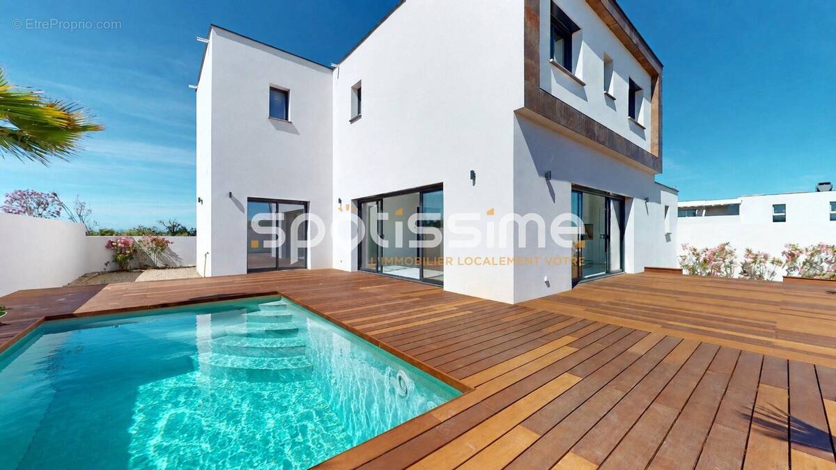 Maison à AGDE
