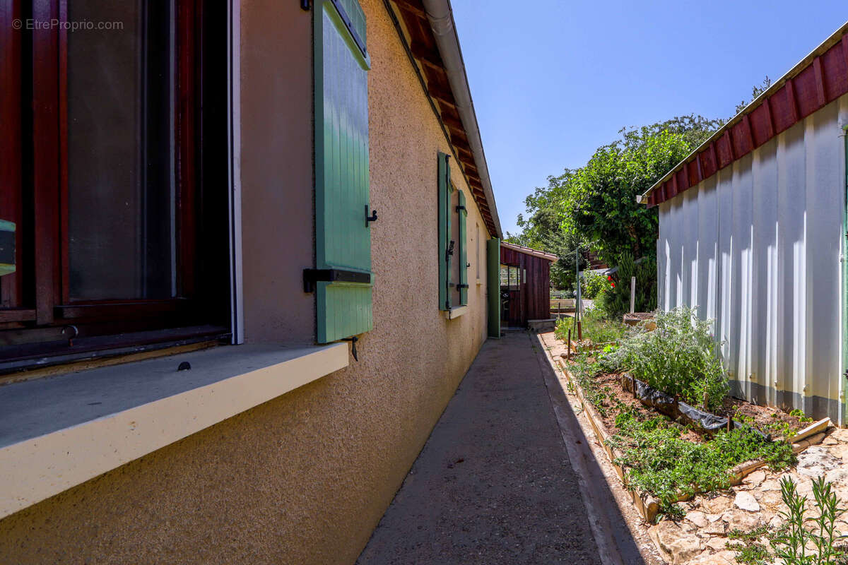 Maison à SAINT-VINCENT-DE-COSSE