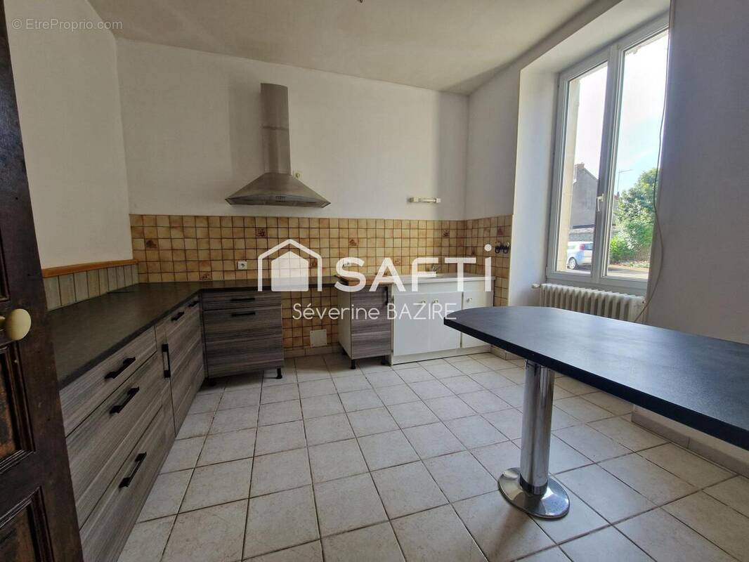 Photo 1 - Maison à THEVET-SAINT-JULIEN