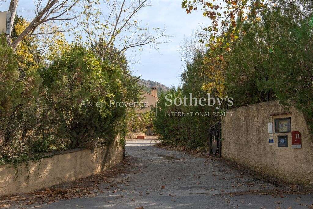 Maison à BEAURECUEIL