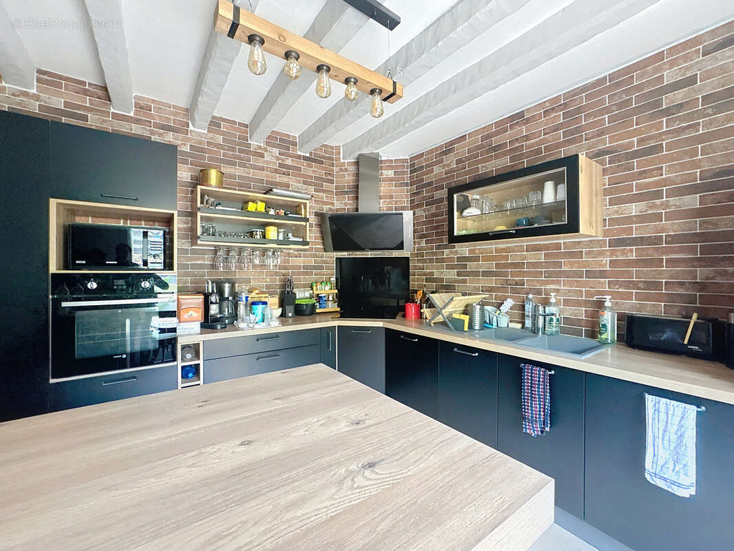 Maison à SAINT-VIANCE