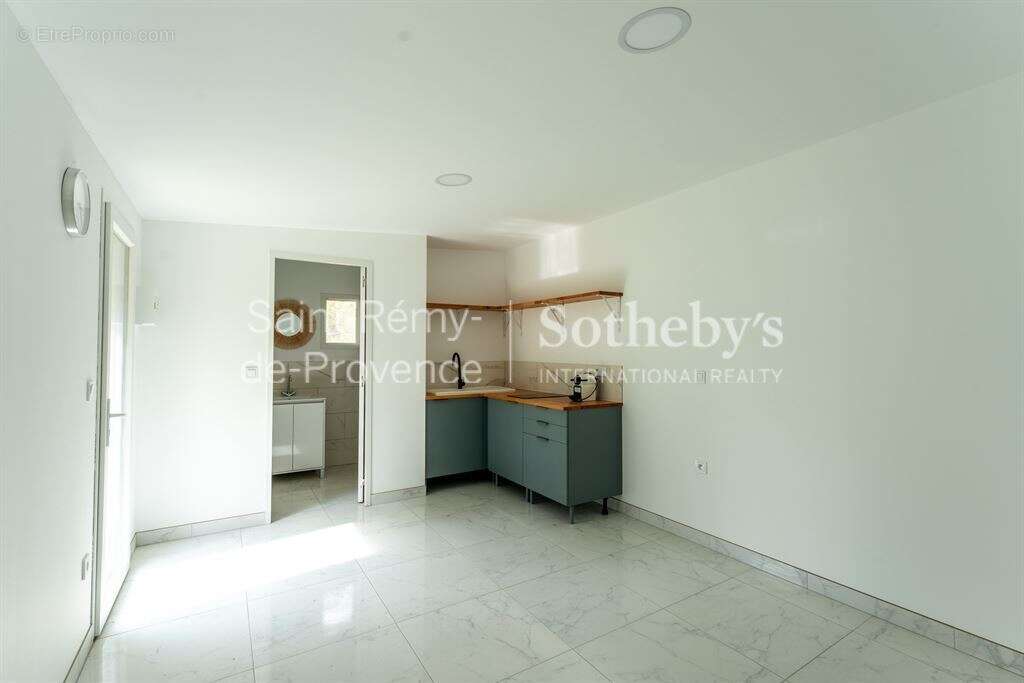 Maison à PLAN-D&#039;ORGON