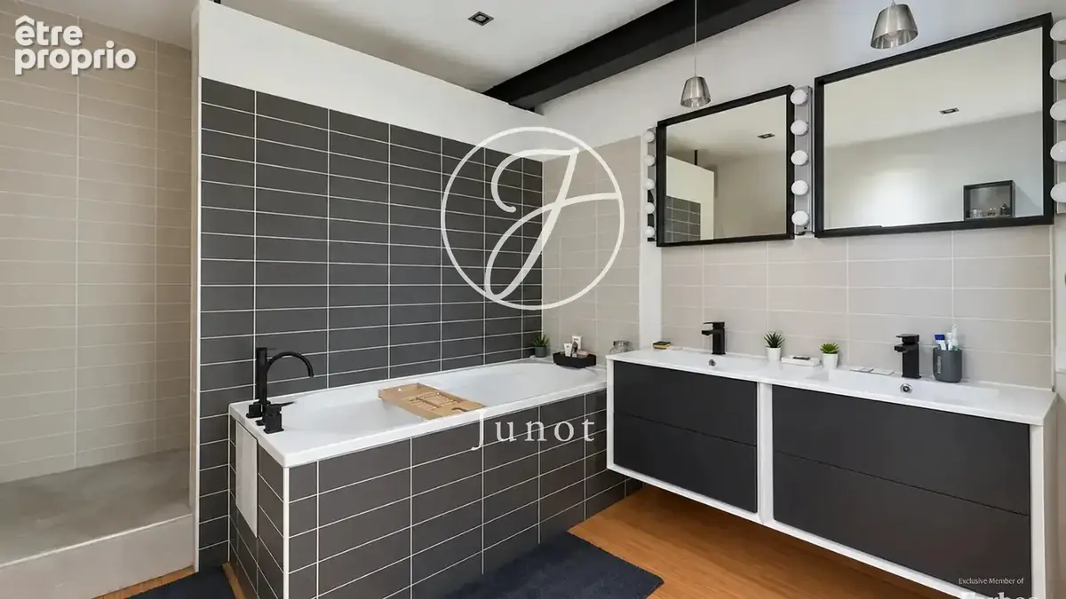 Hem - LA VALLEE - Loft de caractère - 7 pièces - 155m² – 4 chambres - Jardin - Parkings - photo 7