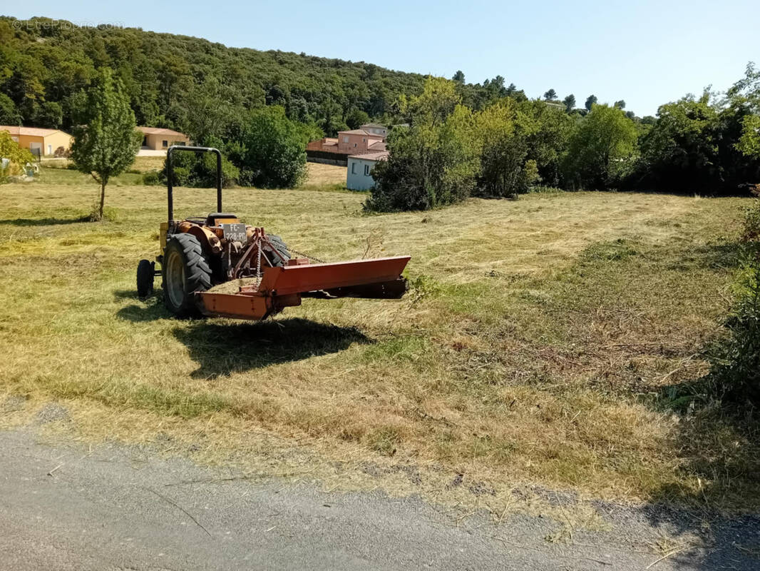 Vente - terrain - 1572 m2 - rousson - photo 3