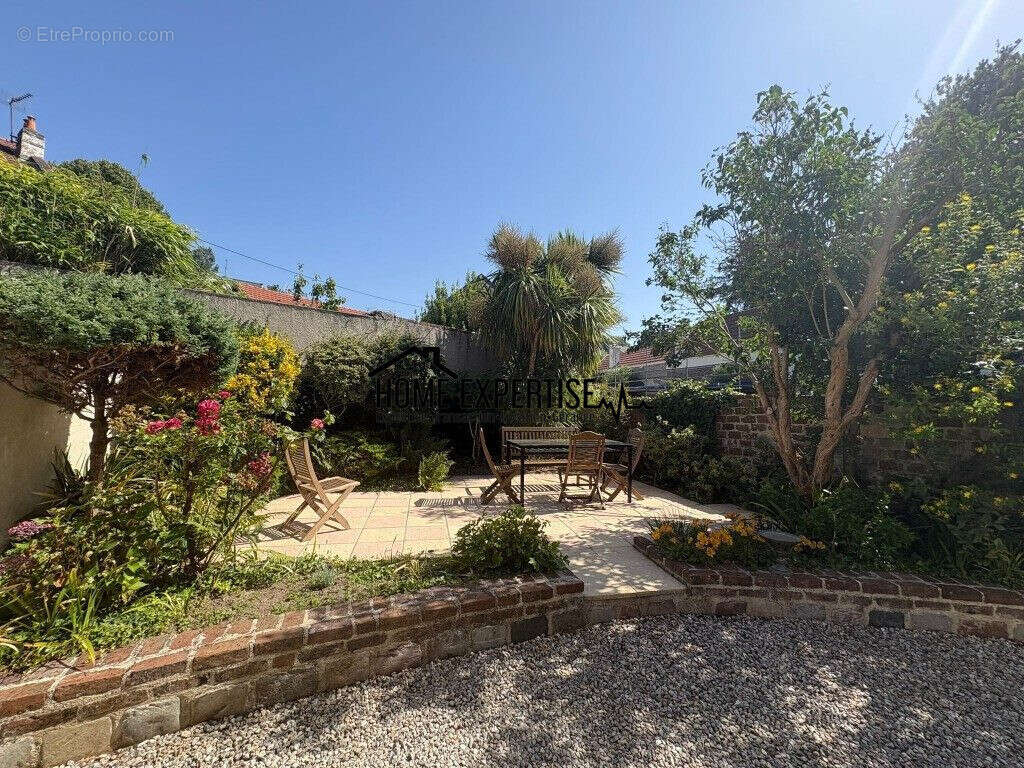 Maison 140 m² à Sainte-Adresse  - photo 6
